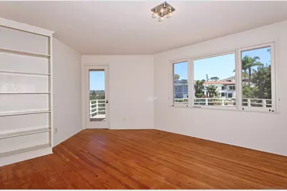  7755 Ludington Place, La Jolla, CA 92037 - Photo 13