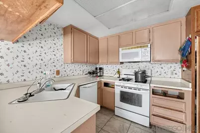  1382 Trenton #5, San Jacinto, CA 92583 - Photo 5