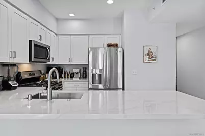  450 J Street #3251, San Diego, CA 92101 - Photo 5