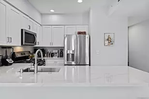 450 J St, San Diego, CA 92101 - Photo 5