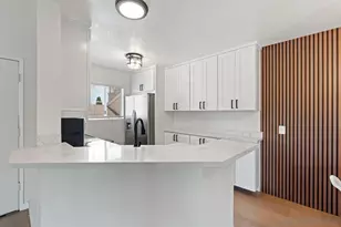7048 Camino Degrazia, San Diego, CA 92111 - Photo 9