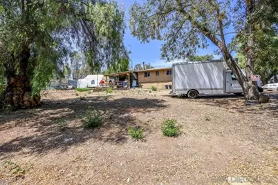  1828 N Iris Ln, Escondido, CA 92026 - Photo 15