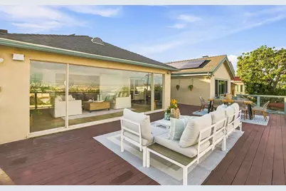  1115 Savoy St, San Diego, CA 92107 - Photo 9
