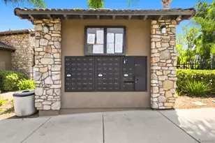 425 S Meadowbrook Dr, San Diego, CA 92114 - Photo 31