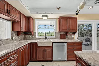  4616 Bay Summit Pl, San Diego, CA 92117 - Photo 9