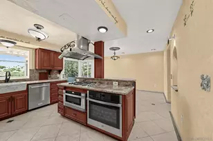 4616 Bay Summit Pl, San Diego, CA 92117 - Photo 11