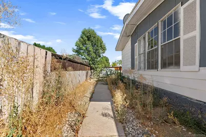  26091 San Quintin Rd, Menifee, CA 92584 - Photo 37