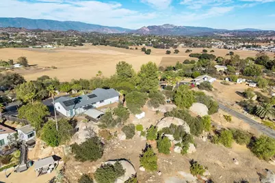  13823 Jake Road, Valley Center, CA 92082 - Photo 3