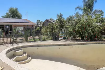  580 Kit, Hemet, CA 92543 - Photo 15