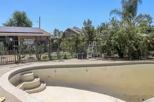 580 Kit, Hemet, CA 92543 - Photo 15