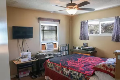  580 Kit, Hemet, CA 92543 - Photo 33