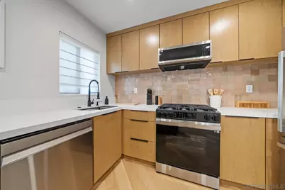  7372-7374 Fay Ave, La Jolla, CA 92037 - Photo 33