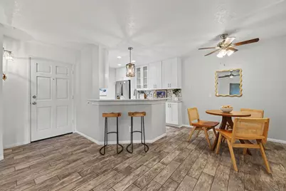  7287 Camino Degrazia #2, San Diego, CA 92111 - Photo 3