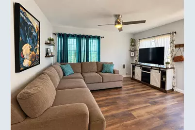  3985 C St, San Diego, CA 92102 - Photo 5