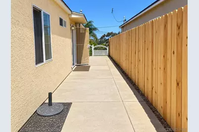  3985 C St, San Diego, CA 92102 - Photo 11