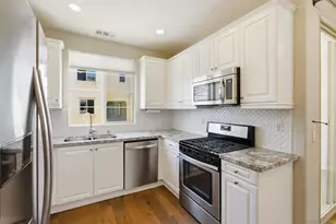 16320 Veridian Cir, San Diego, CA 92127 - Photo 7