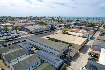  4930 Santa Monica, San Diego, CA 92107 - Photo 5