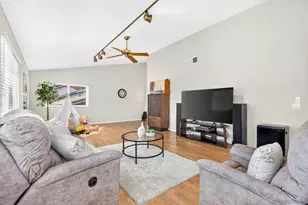13056 Triumph, Poway, CA 92064 - Photo 39