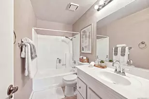 16377 Lakeshore Dr, Lake Elsinore, CA 92530 - Photo 13