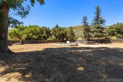  3620 Foxley Dr, Escondido, CA 92027 - Photo 25