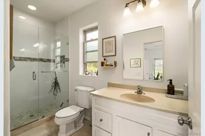  1040 Crest Dr, Encinitas, CA 92024 - Photo 49