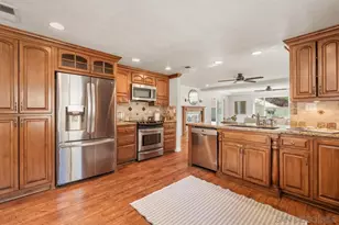11019 Avenida De Los Lobos, San Diego, CA 92127 - Photo 13