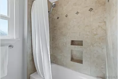  11019 Avenida De Los Lobos, San Diego, CA 92127 - Photo 27