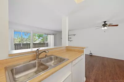  155 W Glaucus #C, Encinitas, CA 92024 - Photo 3