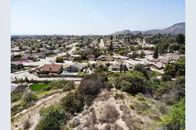  16 Esperanza Drive #16, La Verne, CA 91750 - Photo 15