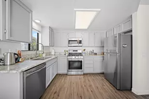 1738 Reed Ave, San Diego, CA 92109 - Photo 11