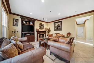 2062 Pleasant Waters Ct, Spring Valley, CA 91977 - Photo 9