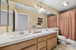 2062 Pleasant Waters Ct, Spring Valley, CA 91977 - Photo 15