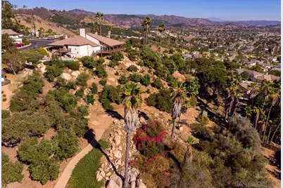  1690 Madrone Glen, Escondido, CA 92027 - Photo 33