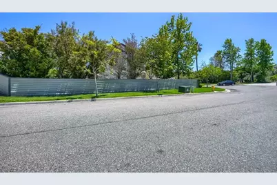  5687 Menorca Dr, San Diego, CA 92124 - Photo 39