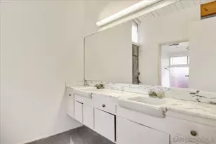 8384 Sugarman Dr, La Jolla, CA 92037 - Photo 29