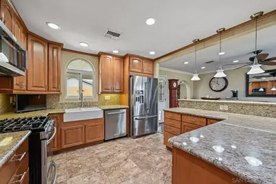  950 Spinel, El Cajon, CA 92021 - Photo 9