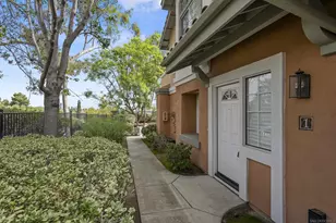 11908 Tivoli Park Row, San Diego, CA 92128 - Photo 3