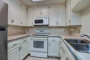 750 State St, San Diego, CA 92101 - Photo 13