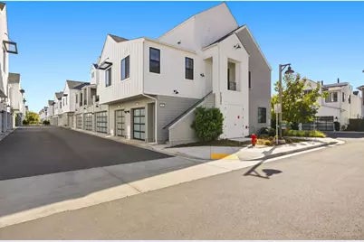  1602 San Remo Place #201, Encinitas, CA 92024 - Photo 1