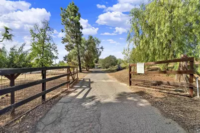  20119 Para Siempre Vis, Ramona, CA 92065 - Photo 1