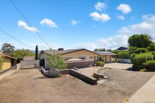 777 Hacienda Dr, El Cajon, CA 92020 - Photo 37