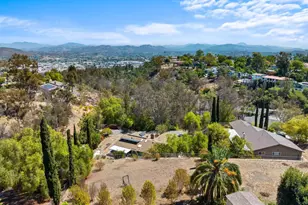 777 Hacienda Dr, El Cajon, CA 92020 - Photo 39