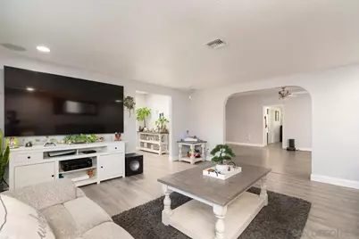  450 Jamul Ct, Chula Vista, CA 91911 - Photo 7