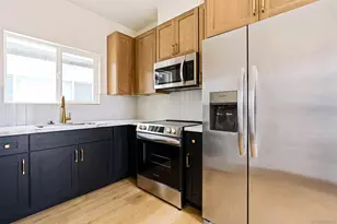 1953 Emerald St, San Diego, CA 92109 - Photo 37