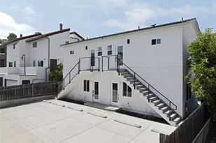 1953 Emerald St, San Diego, CA 92109 - Photo 31