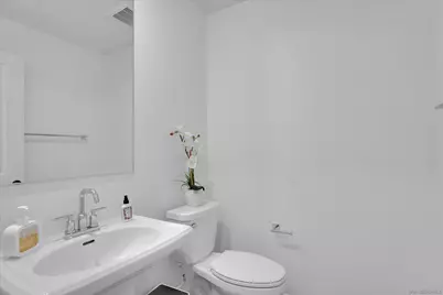  808 Mateo St #2, Chula Vista, CA 91911 - Photo 9