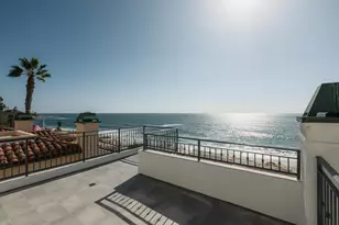 6911 Neptune Pl, La Jolla, CA 92037 - Photo 25