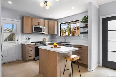  4827 Bayard St, San Diego, CA 92109 - Photo 7