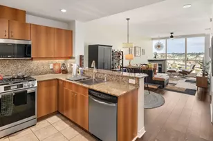 300 W Beech, San Diego, CA 92101 - Photo 17