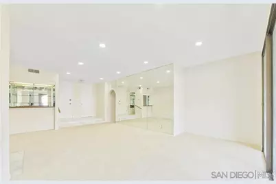  5340 Yarmouth Ave #205, Encino, CA 91316 - Photo 5